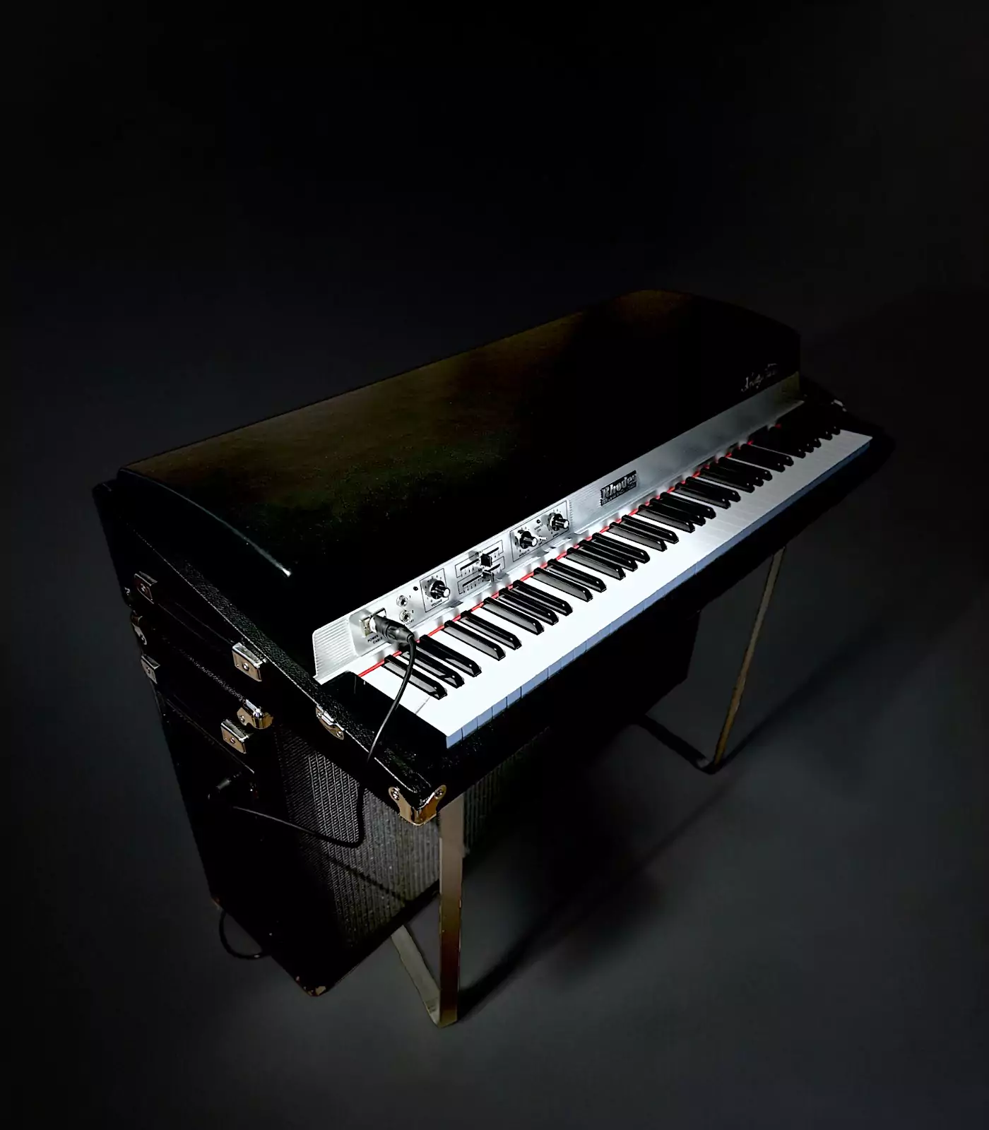 rhodes-suitcase-janus-black